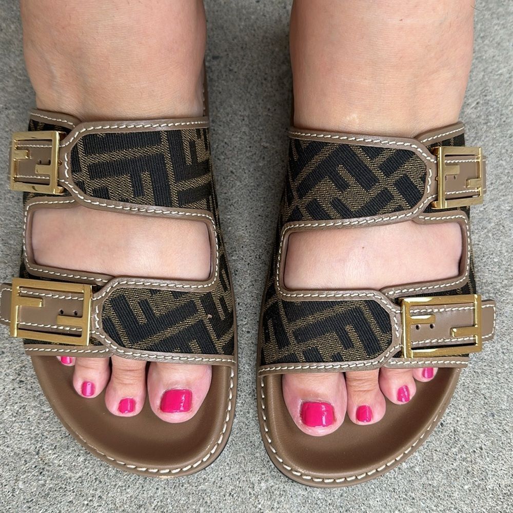 Newest Fendi 2024 slides has wear
